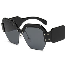 Load image into Gallery viewer, Oversized Sunglasses